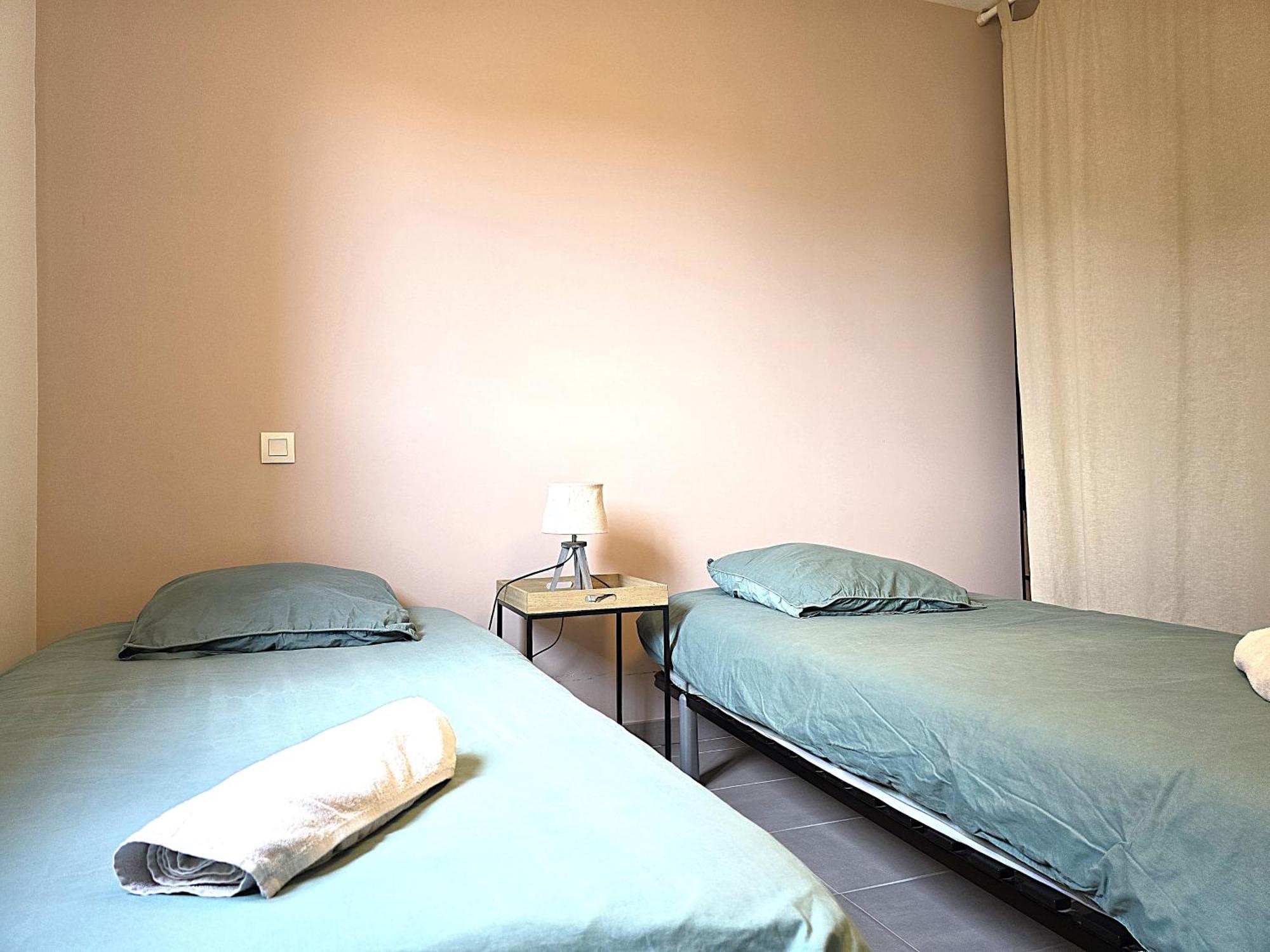 Le Clos Andree - Charmante Maison 8 Personnes - 5 Lits - Climatisation Reversible - Parking 3 Vehicules - Garage - Zone Nord Montauban - Terrasse Et Jardin Eksteriør billede