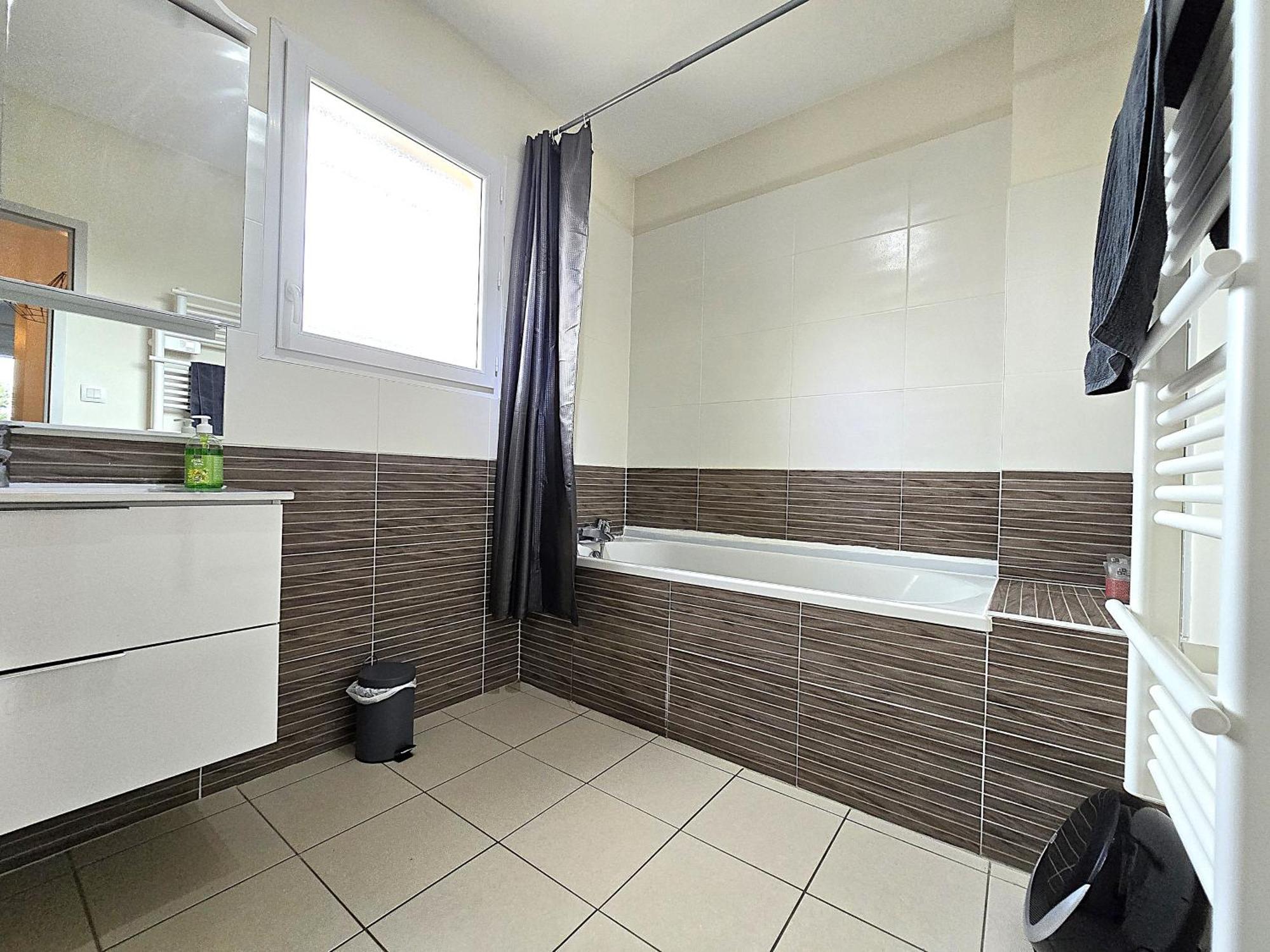 Le Clos Andree - Charmante Maison 8 Personnes - 5 Lits - Climatisation Reversible - Parking 3 Vehicules - Garage - Zone Nord Montauban - Terrasse Et Jardin Eksteriør billede